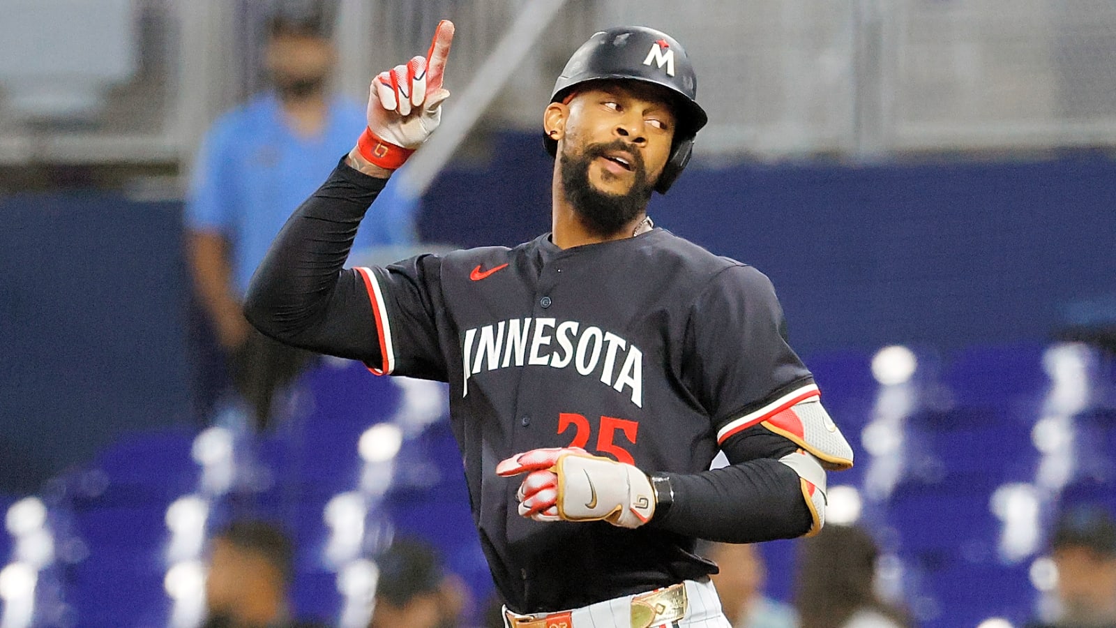 2025 Injury Report: Updates on Buxton, Kopech, Williams