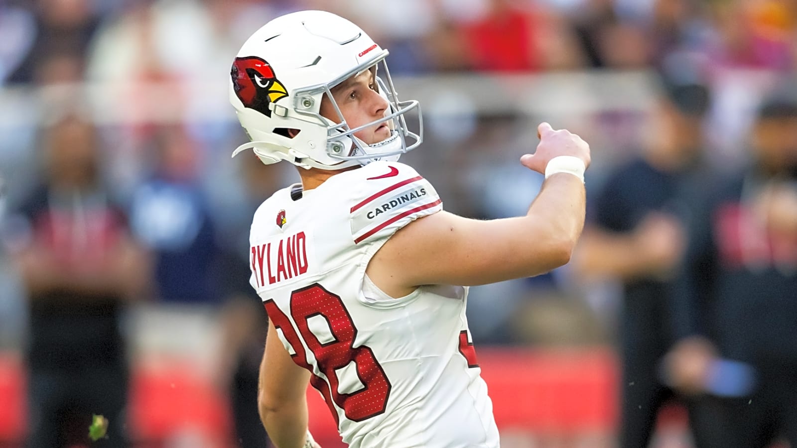 Cardinals To Re-Sign K Chad Ryland