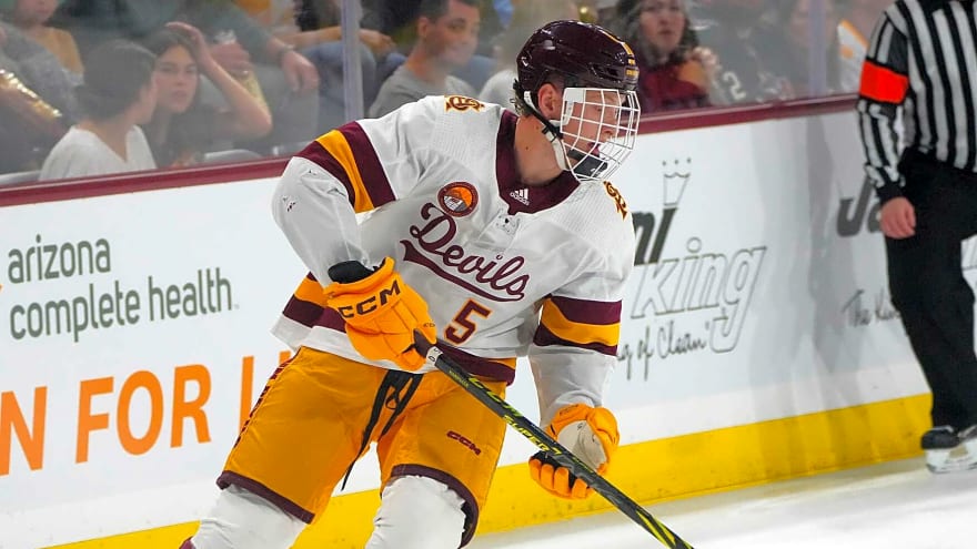 Flyers recall top prospect Ty Murchison