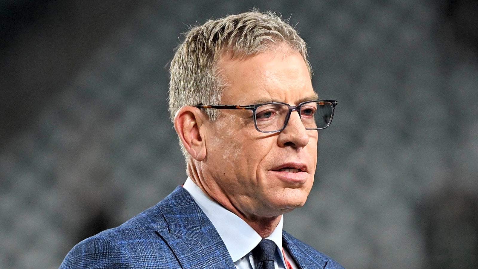Jerry Jones open to bringing Troy Aikman back to Cowboys