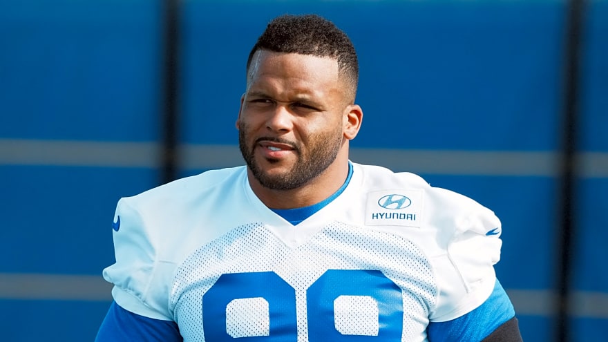 Rams' Sean McVay gives update on Aaron Donald's 2026 debut