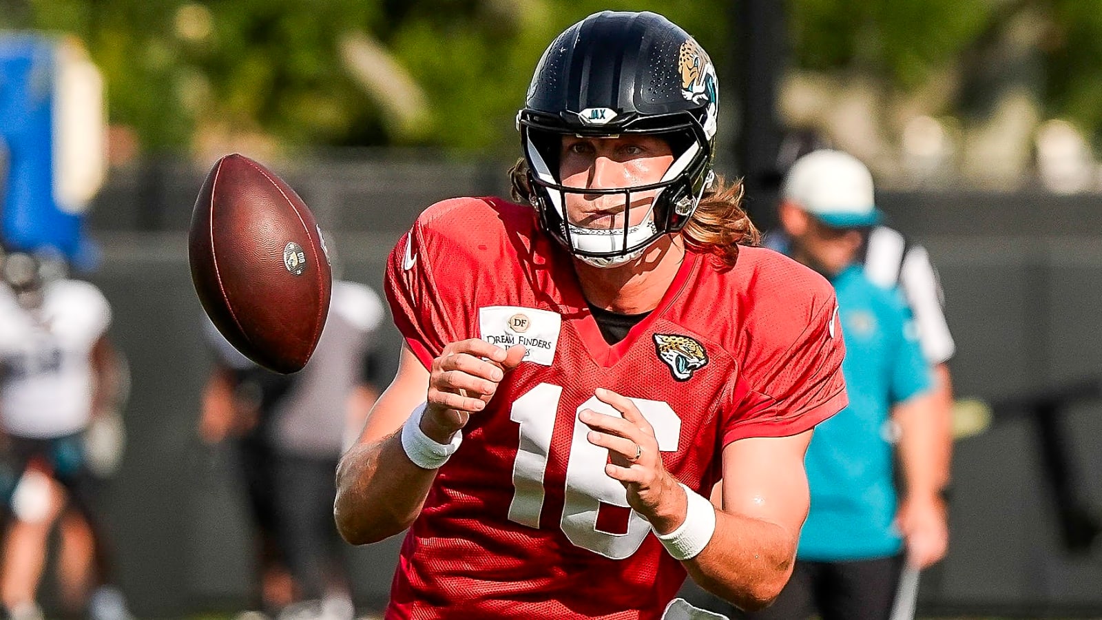 Jaguars trade for possible Trevor Lawrence backup
