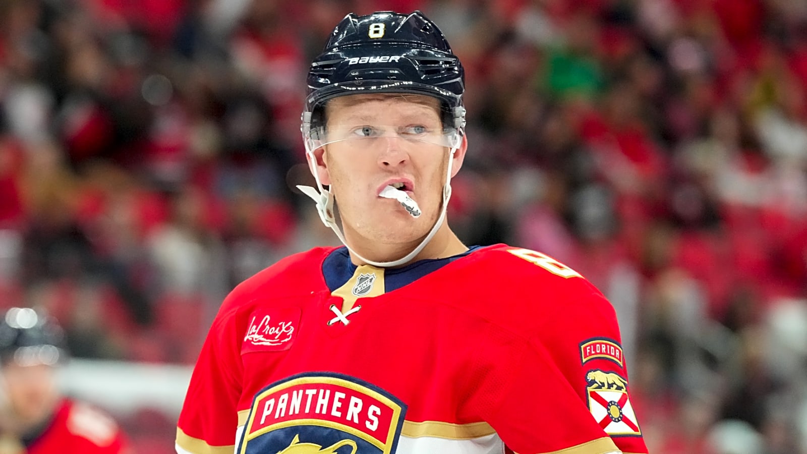 Senators fans give Brady Tkachuk cold reception in return to Ottawa