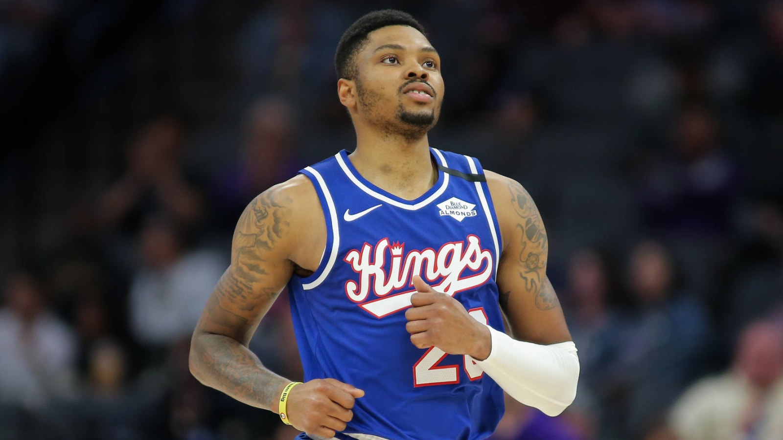 Kent Bazemore, Warriors agree to one-year, $2.3M deal