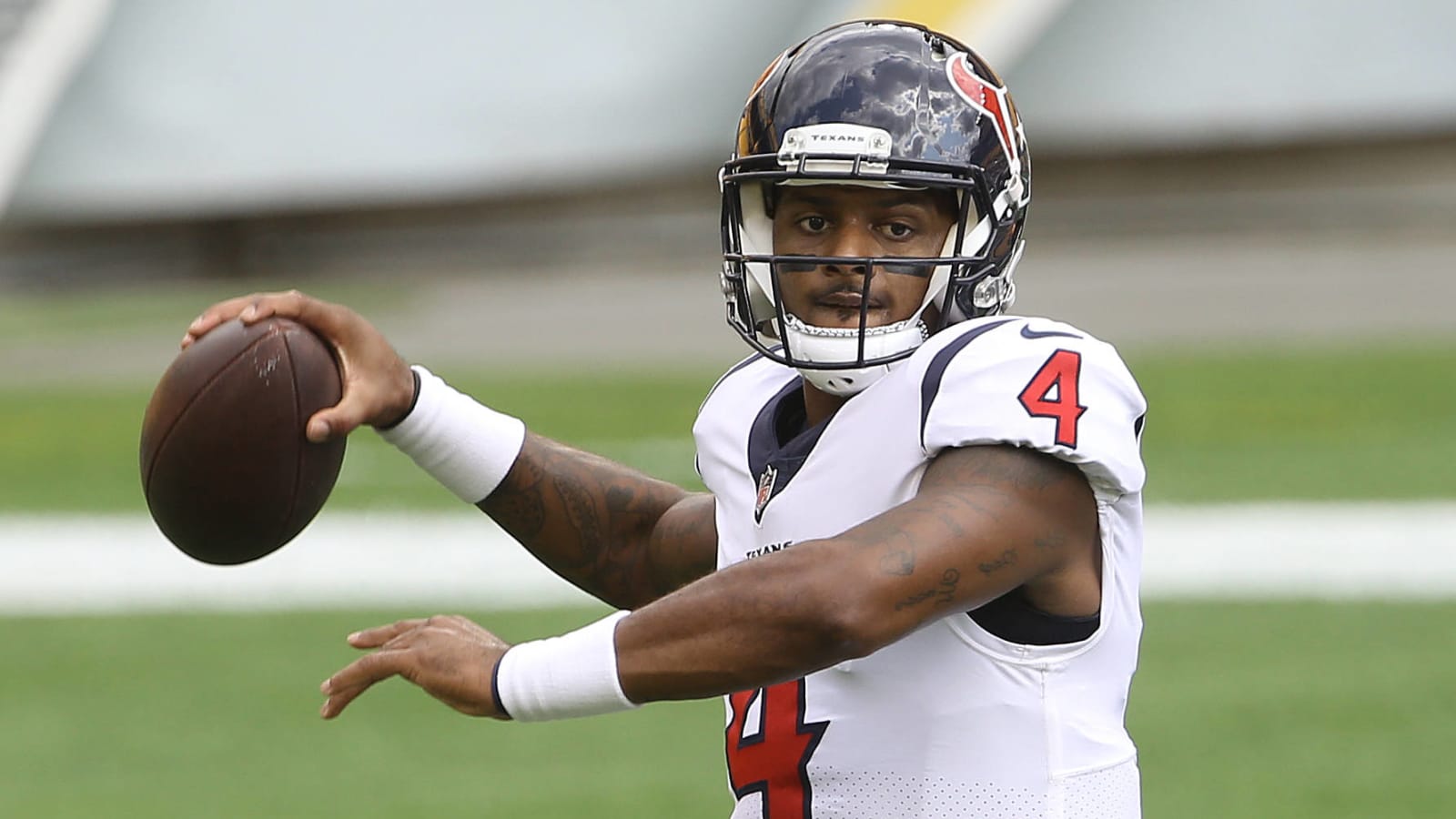 NFL insider suggests Deshaun Watson might not play until 2022