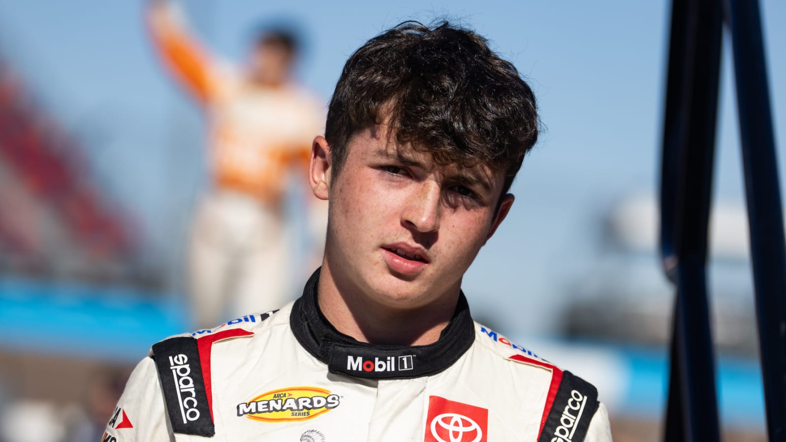 Brent Crews wins ARCA Menards Series thriller at Phoenix
