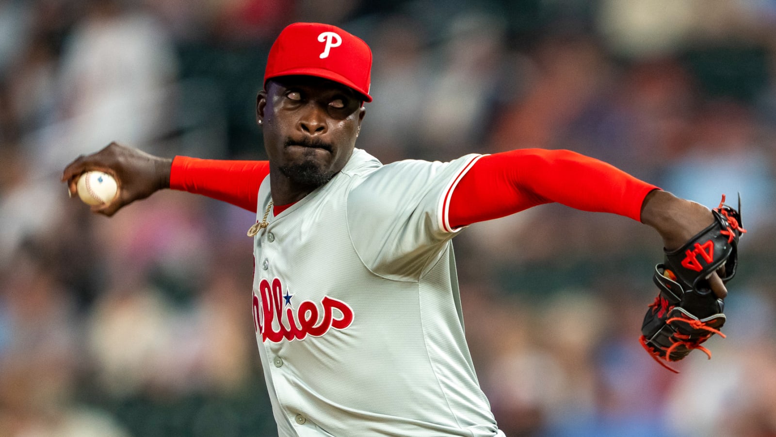 Former Giants, Phillies pitcher signs with Japanese team