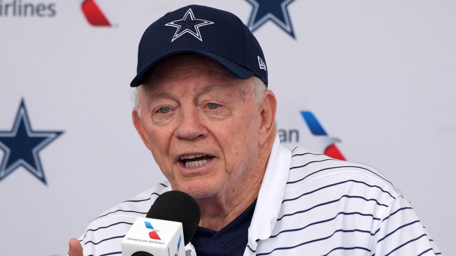 Jerry Jones addresses Odell Beckham Jr. airplane incident