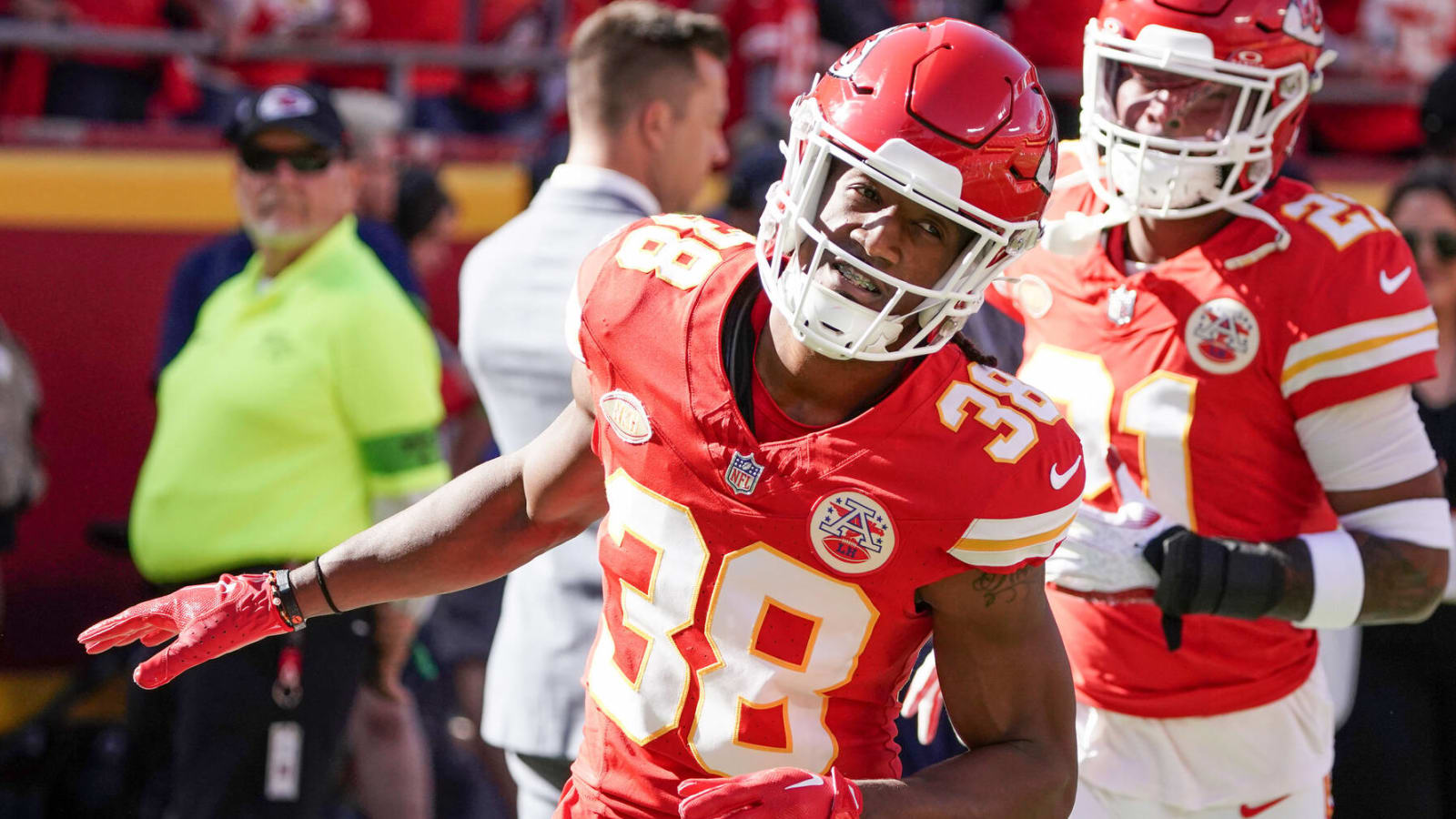 Chiefs trading CB L’Jarius Sneed to Titans