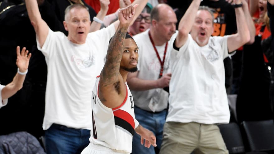 Damian Lillard Gave Coldest Wave To Thunder After Incredible Shot Yardbarker 960 x 640 jpeg 126 kb. yardbarker com
