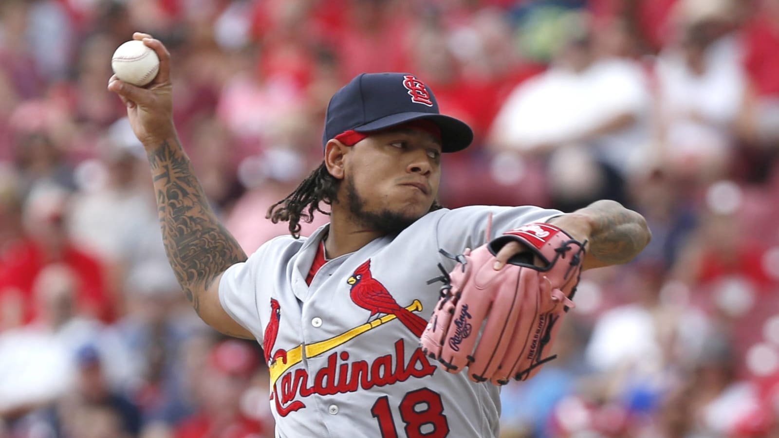 Cardinals' Carlos Martinez claims there was a ghost in his hotel room