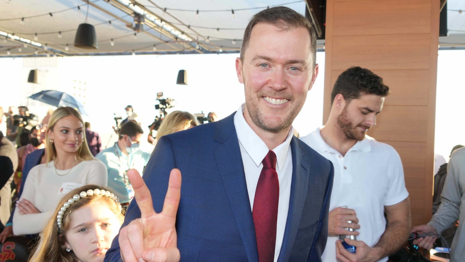 Watch: Lincoln Riley caught in lie about how he left Oklahoma for USC