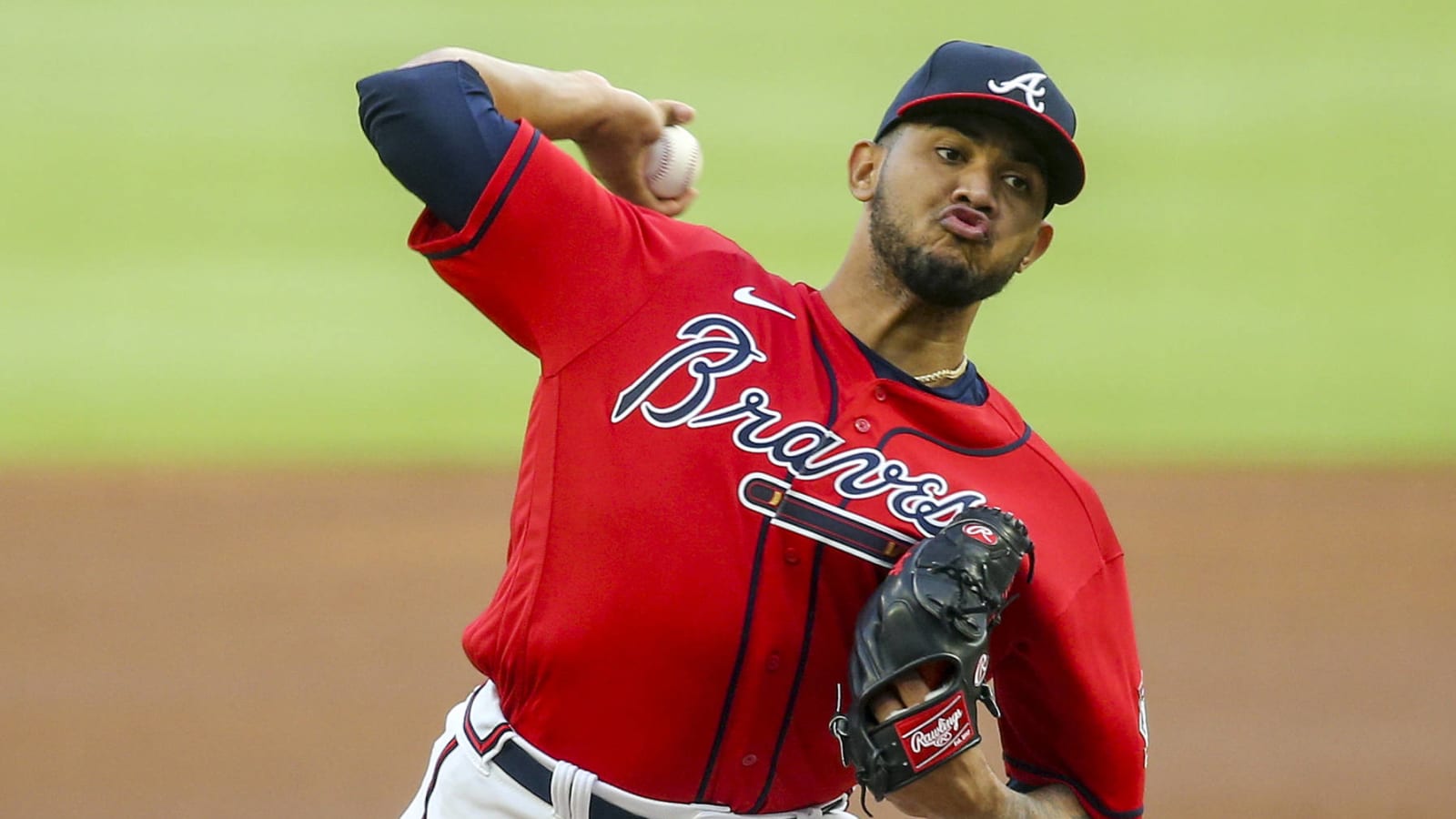 Braves' Huascar Ynoa out after breaking pitching hand with angry punch