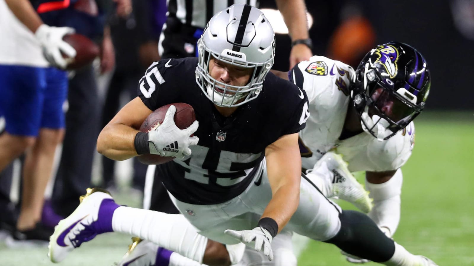Raiders FB Alec Ingold done for year with torn ACL