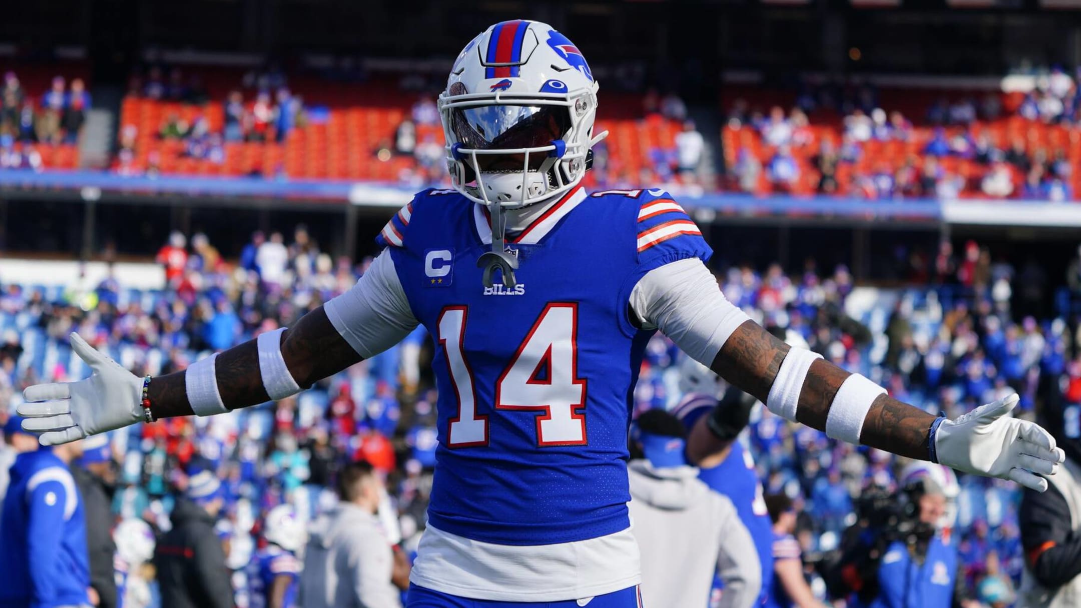 Bills' Stefon Diggs stays on field after AFC Championship loss until Sean  McDermott comes back for No. 1 receiver (Watch) 