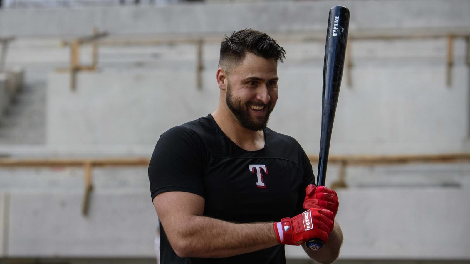 Rangers' Joey Gallo tests both positive and negative for coronavirus 