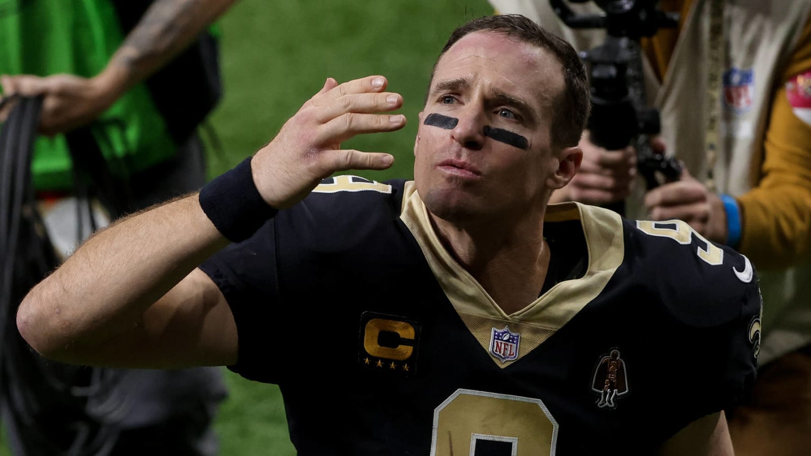 It's official: Drew Brees retires from NFL