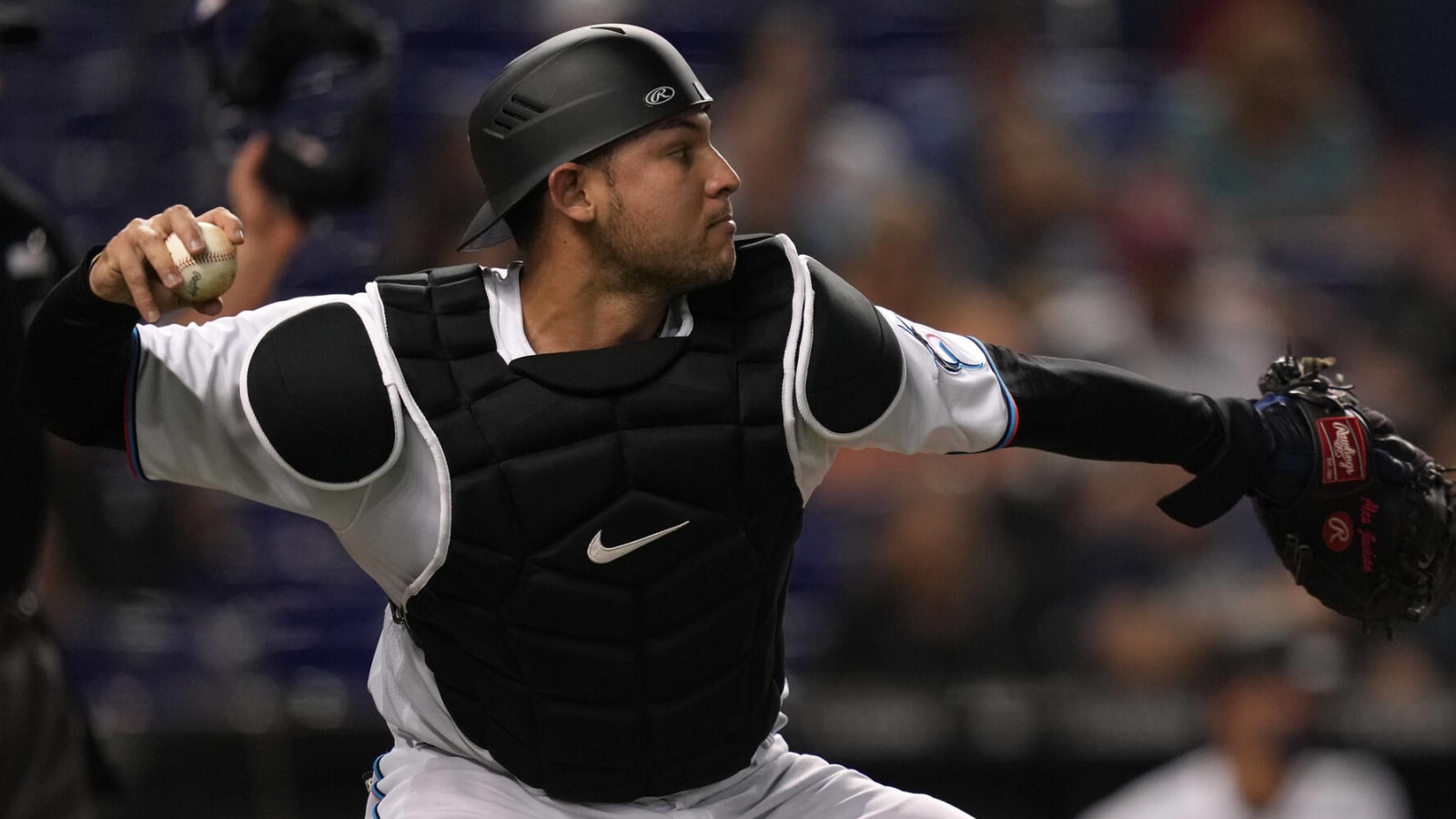 Brewers acquire catcher Alex Jackson from Marlins