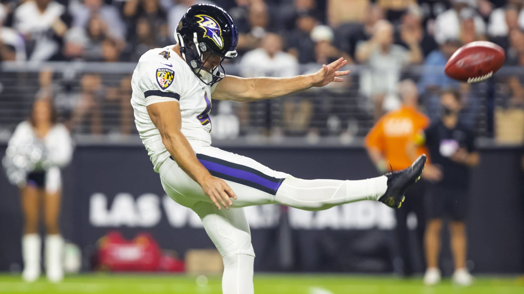 Longtime Ravens punter Sam Koch announces retirement