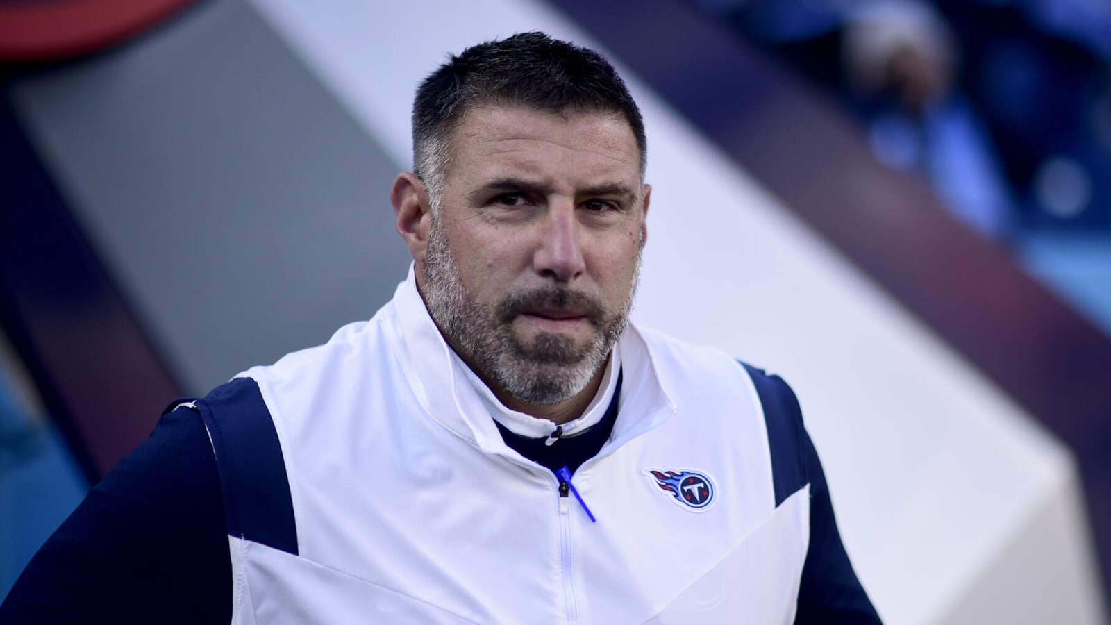 Titans extend coach Mike Vrabel, GM Jon Robinson