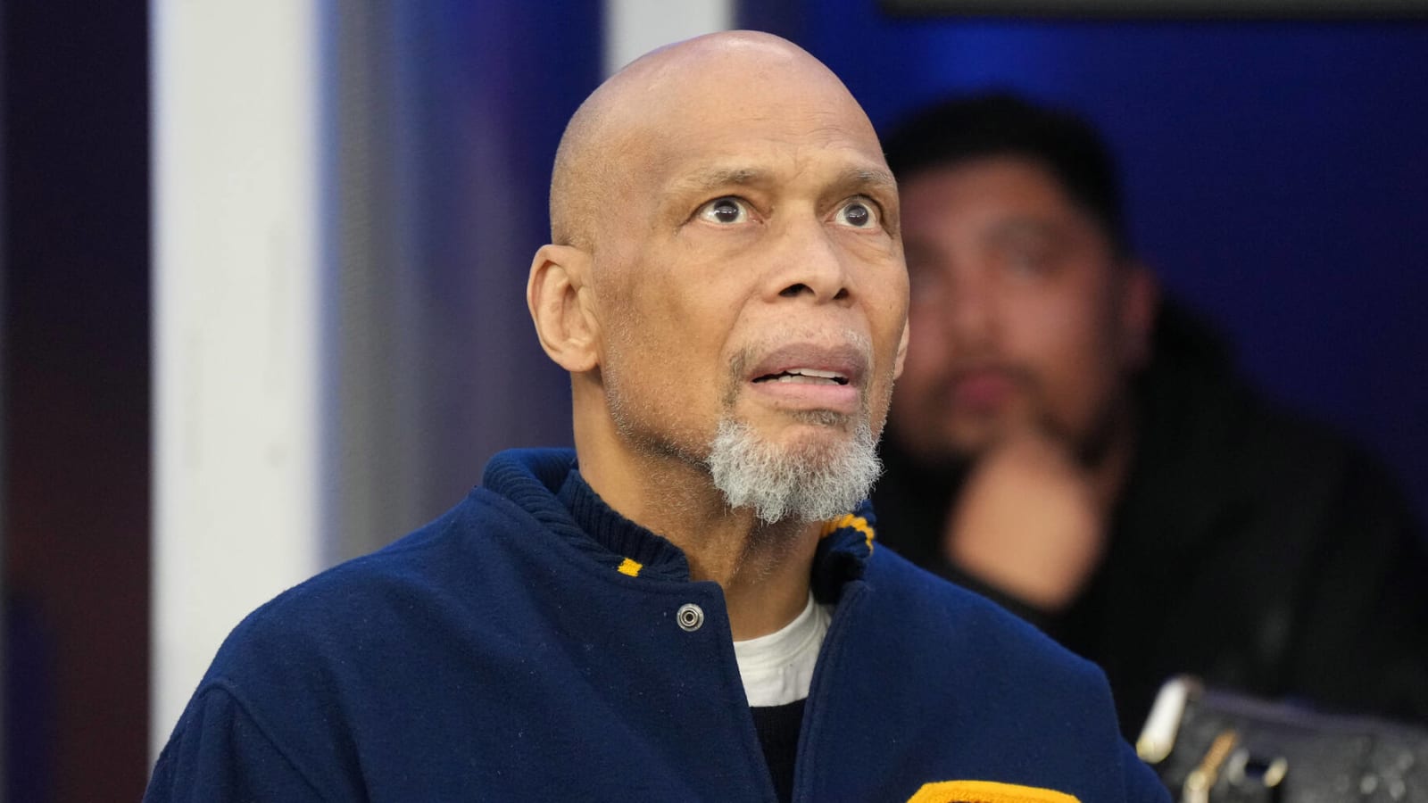 Kareem Abdul-Jabbar hospitalized after falling