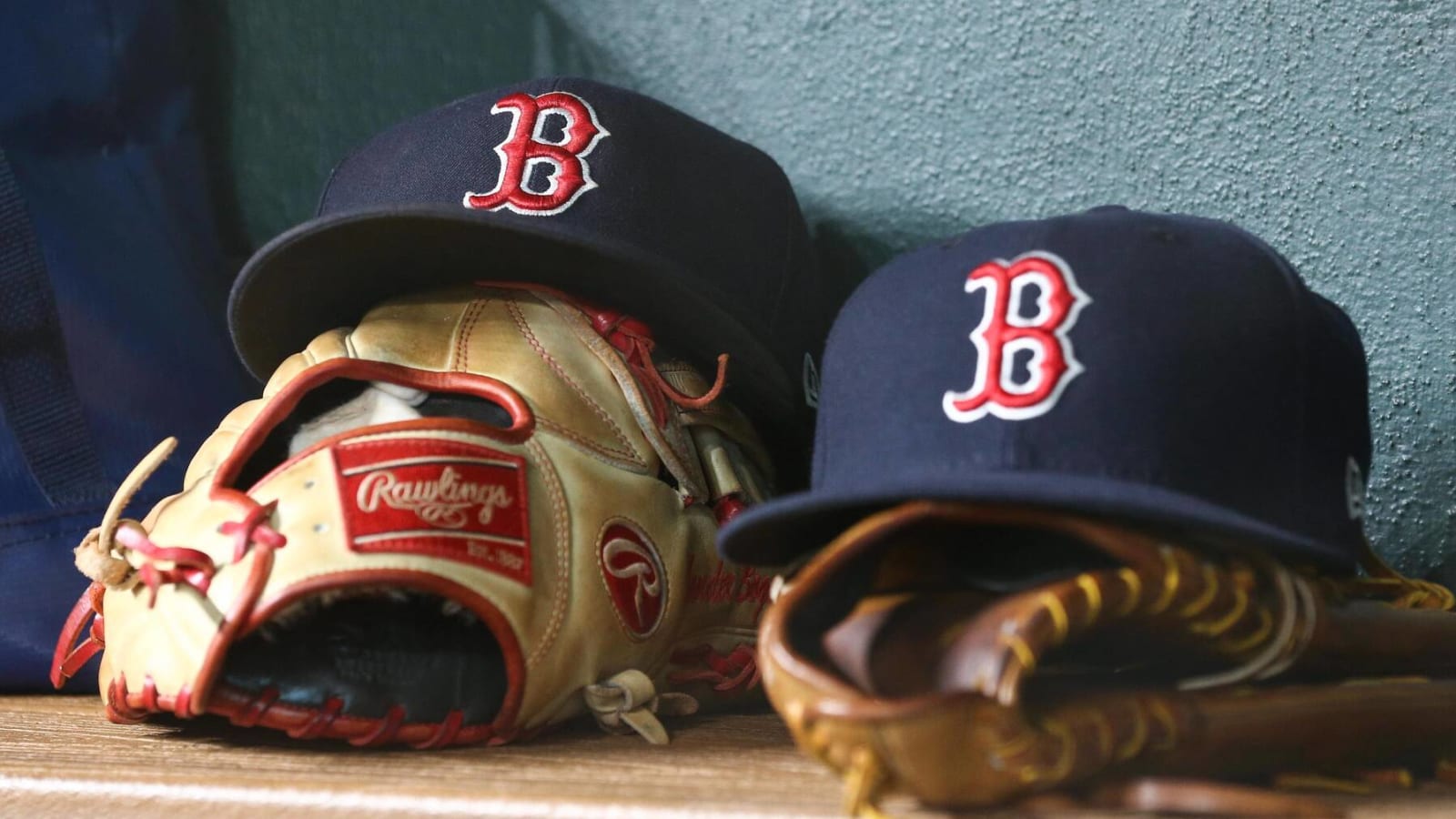 Boston Red Sox sending mixed messages on free agents