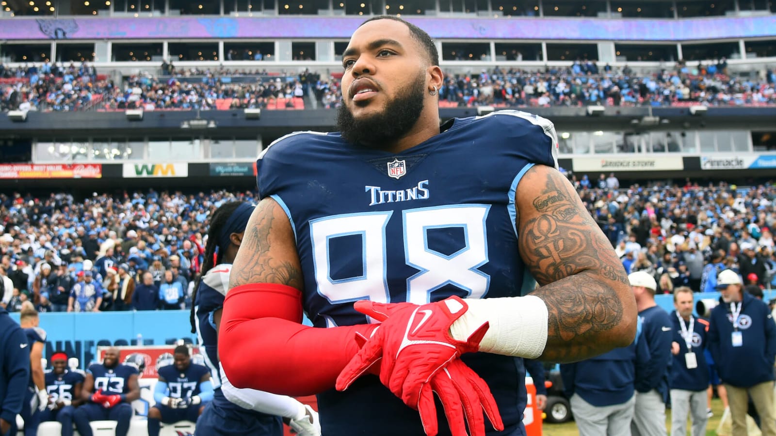 Titans, Pro Bowl DL agree on extension