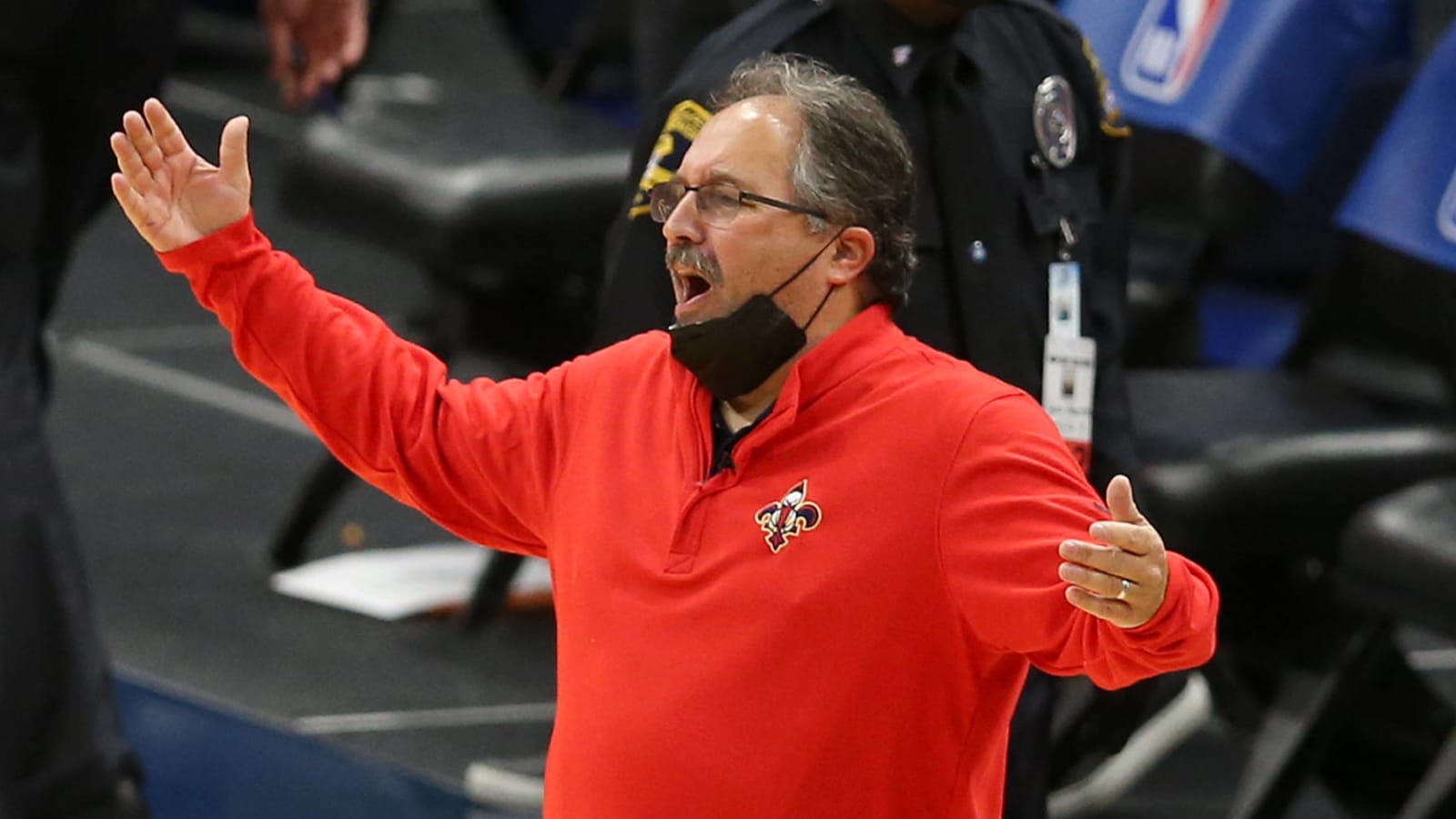 Pelicans to part ways with HC Stan Van Gundy