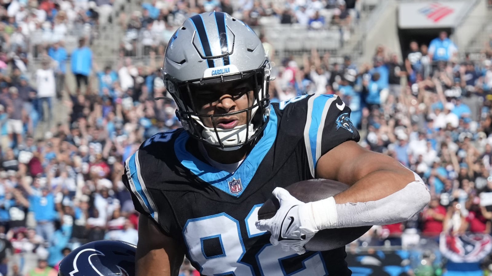 Panthers TE fined for play that resulted in his concussion