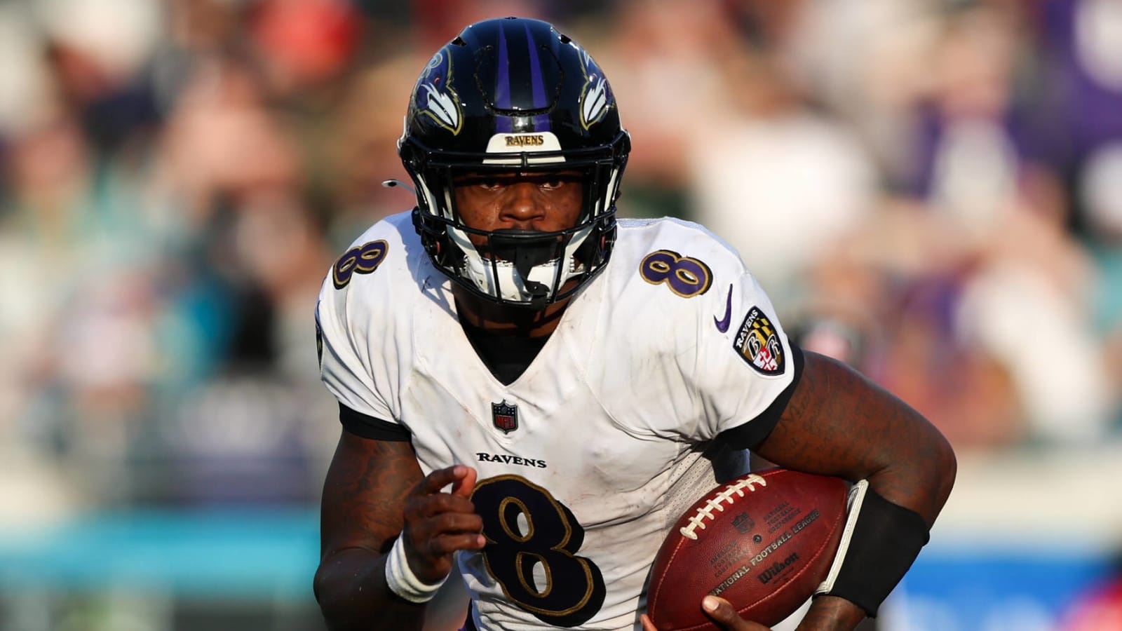 Lamar Jackson requests trade from Ravens