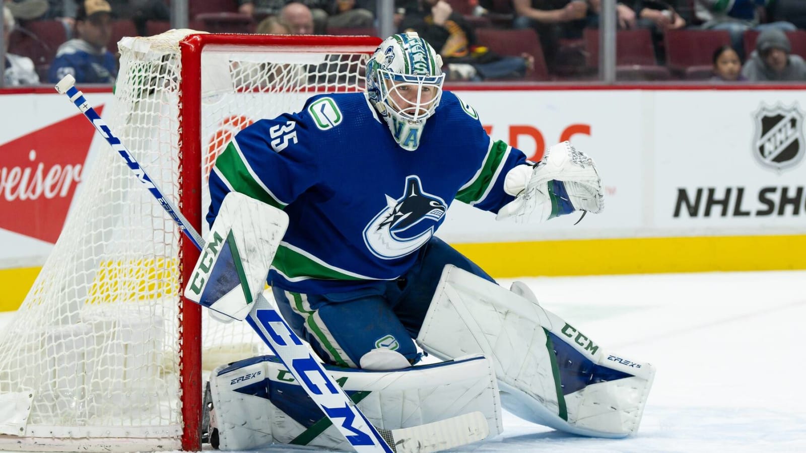 Daily Faceoff ranks Canucks’ 2023-24 goaltending tandem as 16th-best in the NHL