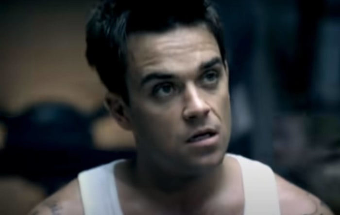 Robbie Williams "Rock DJ" (2000)