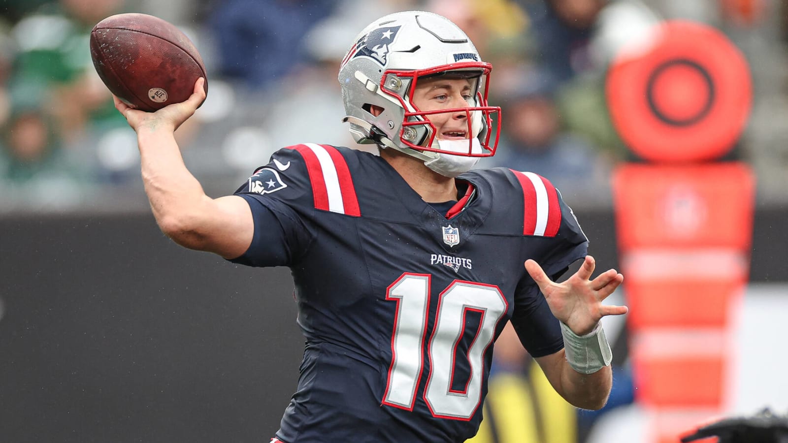 NFL executive shares concerns about Patriots QB Mac Jones