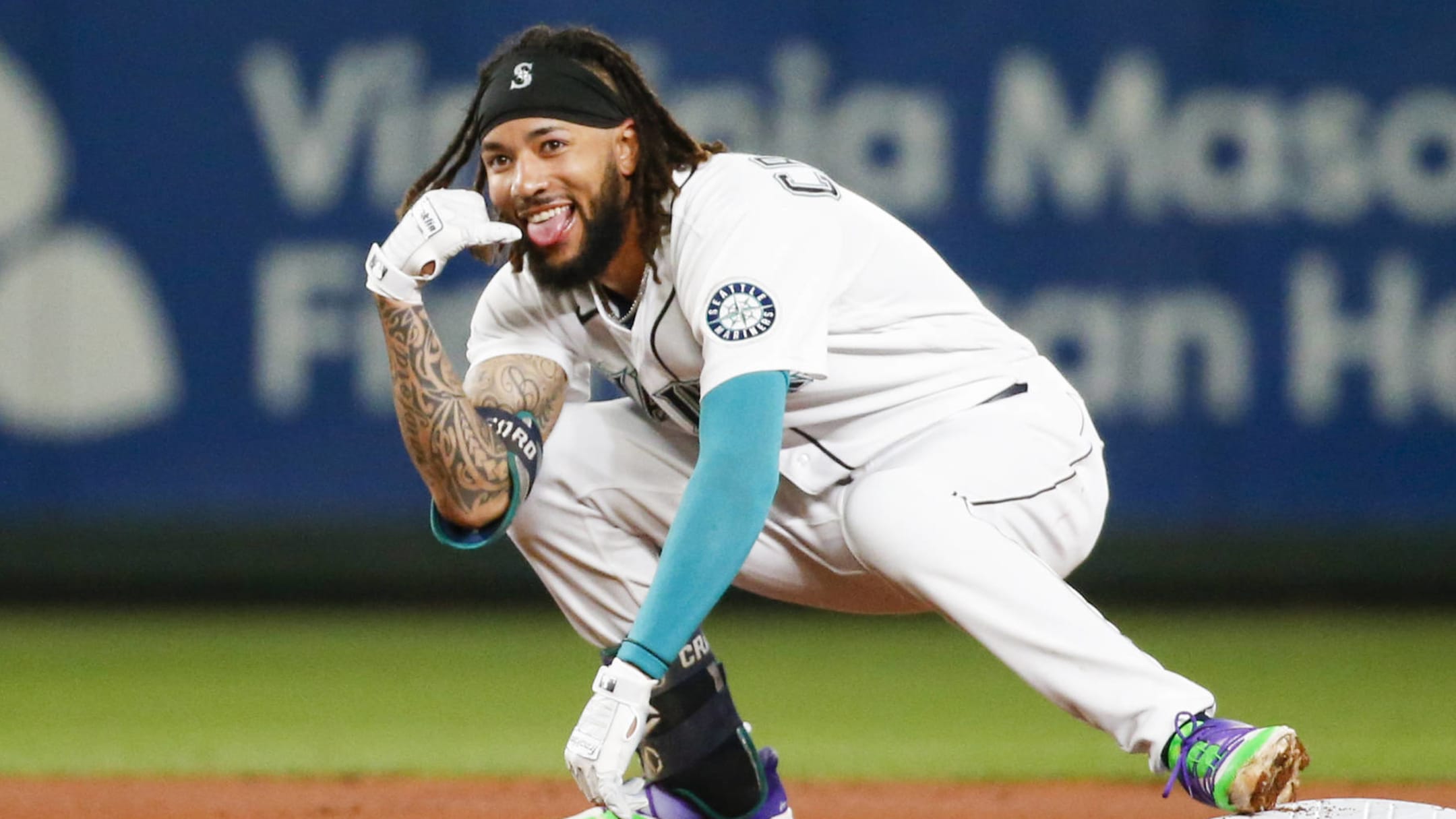 Mariners Evan White, J.P. Crawford win first-ever Gold Glove