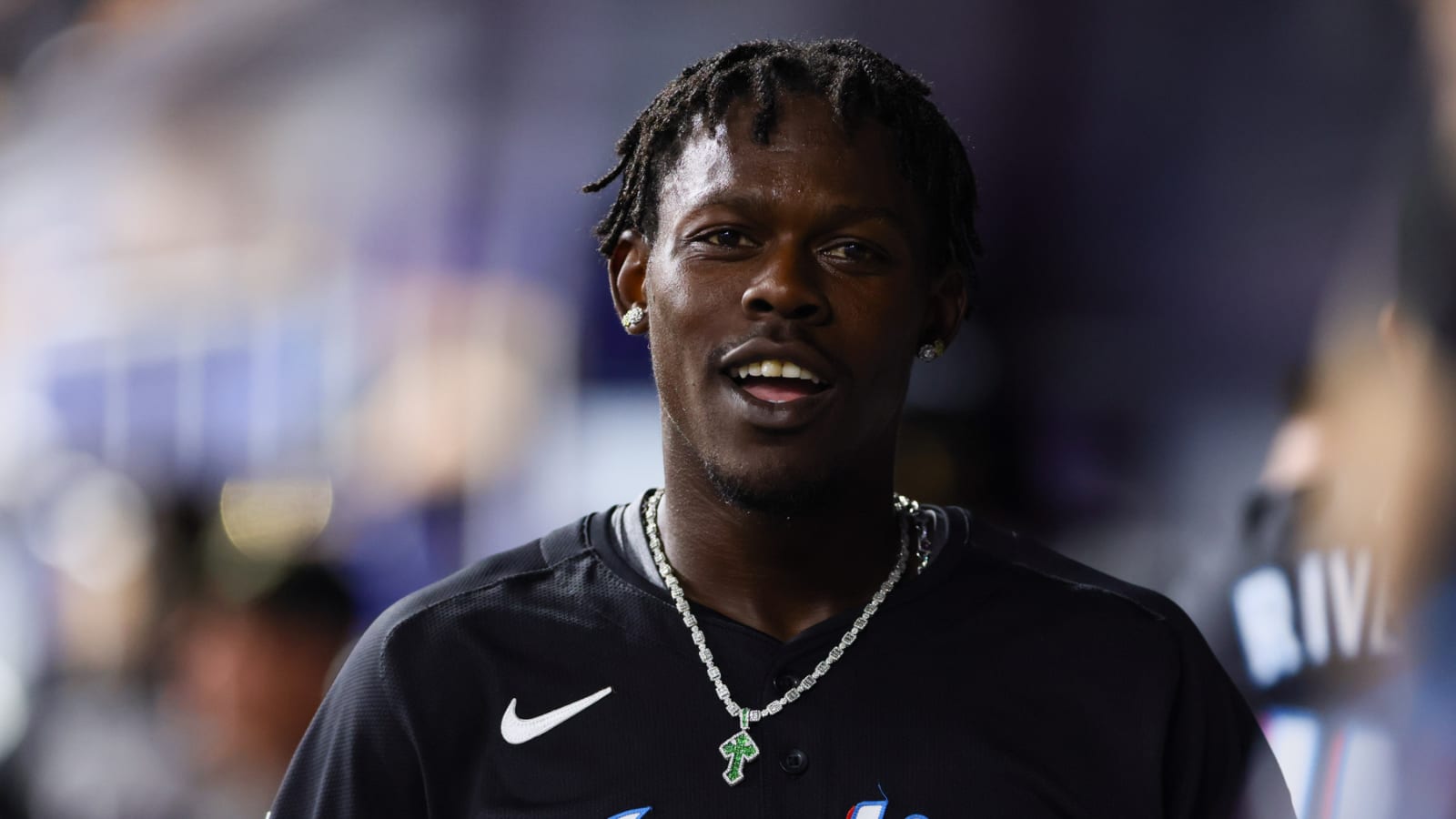Trade for star Marlins OF should give Yankees energy boost