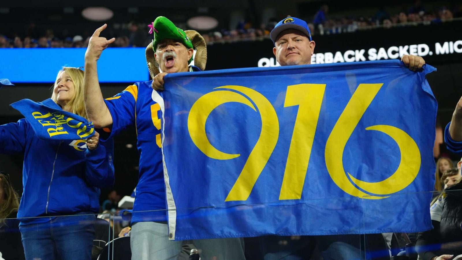 Rams expecting strong show of fan support in Arizona