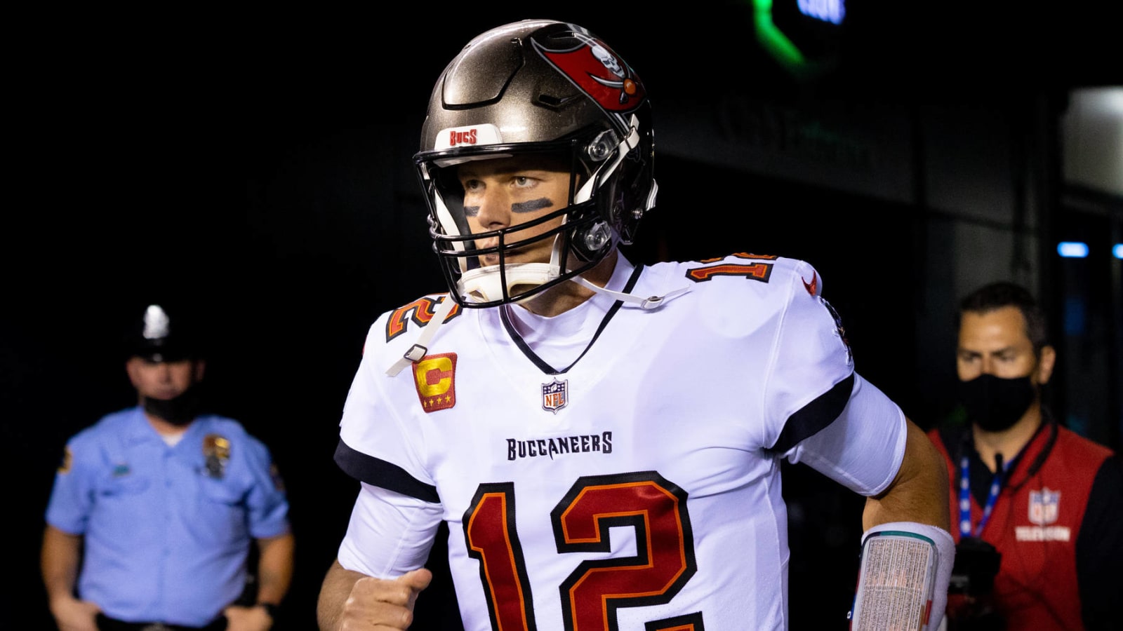 Tom Brady, Justin Fields to set new NFL record