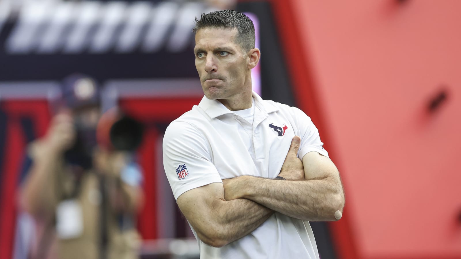 Texans GM unloads on NFL over Azeez Al-Shaair suspension