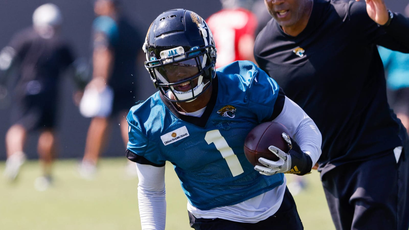 Jags’ Etienne expected to be ready for start of 2022 season