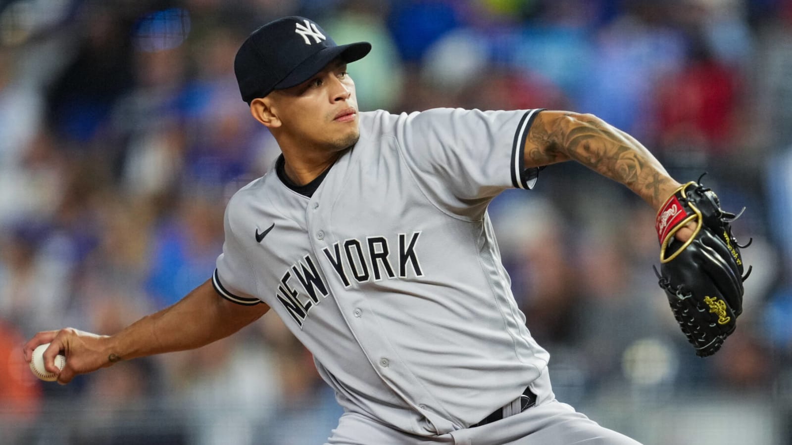 Yankees place Jonathan Loaisiga on IL due to shoulder discomfort