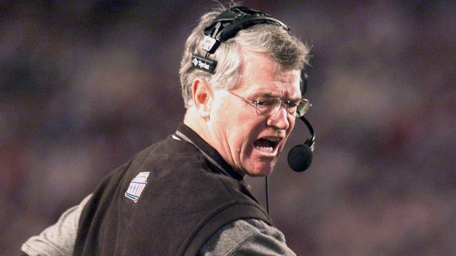 Former NFL head coach Dan Reeves dies at age 77