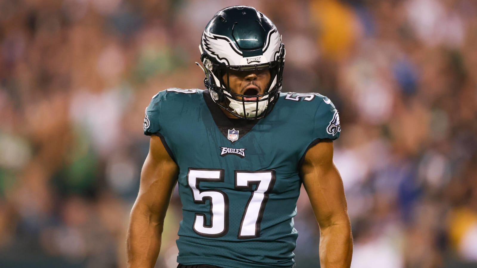 Linebacker T.J. Edwards surprising glue to Eagles defense