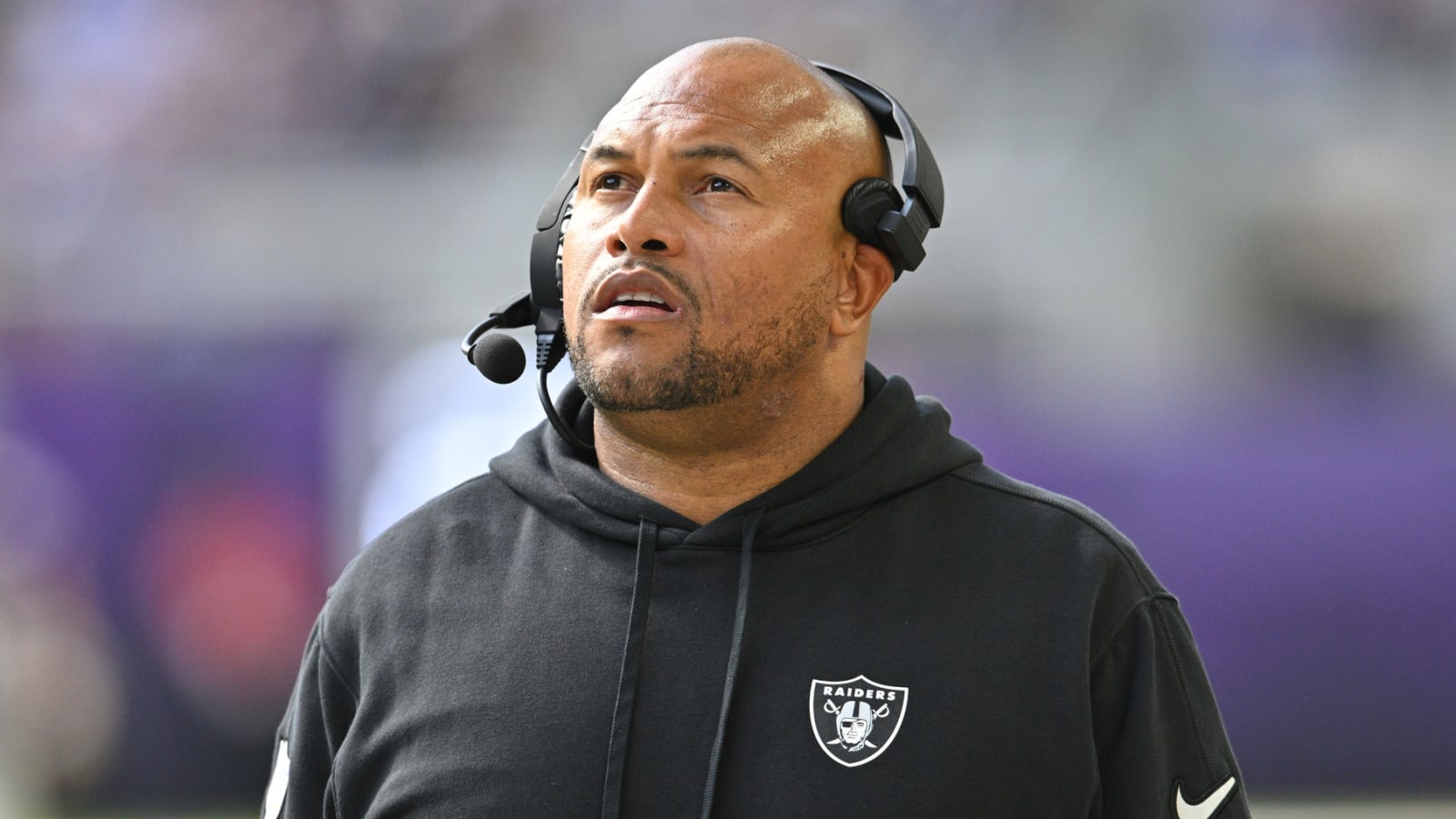 Raiders HC reveals when starting QB will be announced