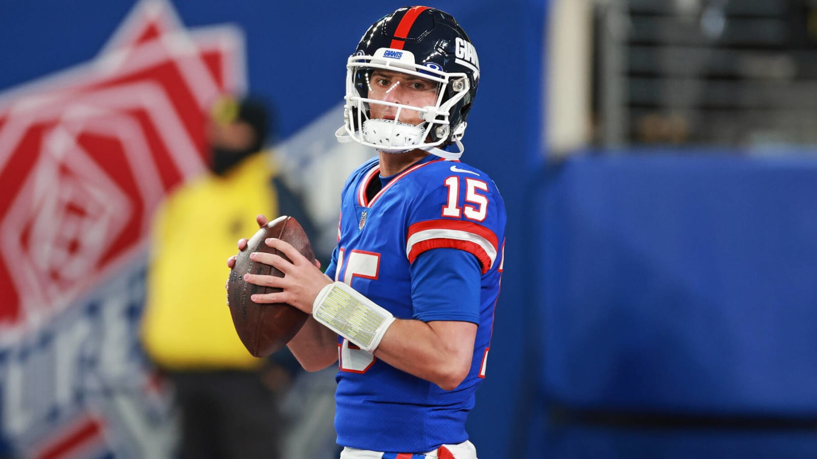 Giants HC Brian Daboll names starting QB for Week 16