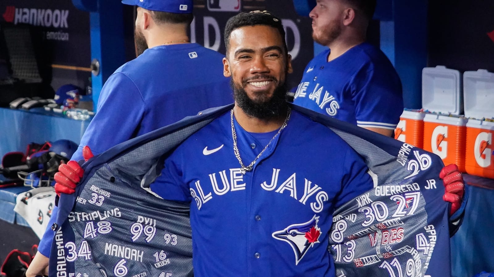Blue Jays interested in bringing back familiar face in free agency