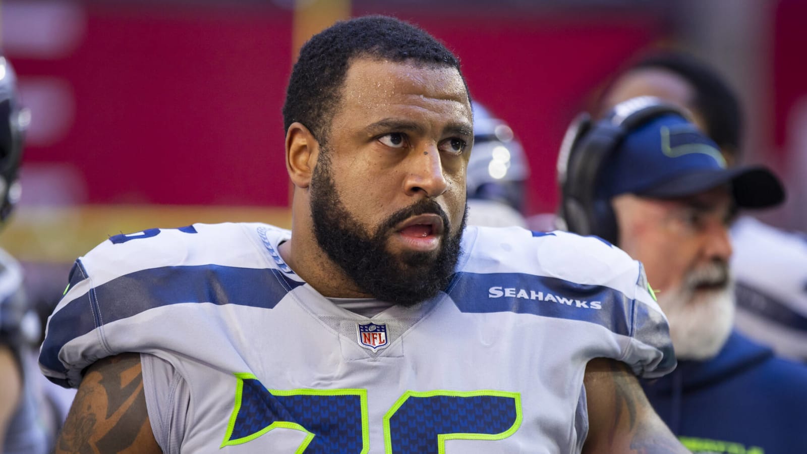 Panthers reportedly pursuing LT Duane Brown