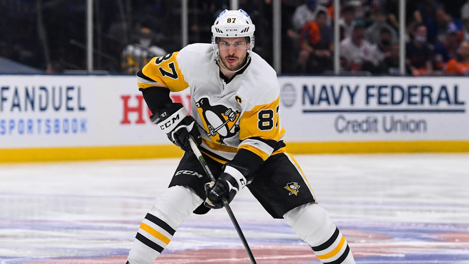 Penguins star Sidney Crosby out Tuesday vs. Lightning