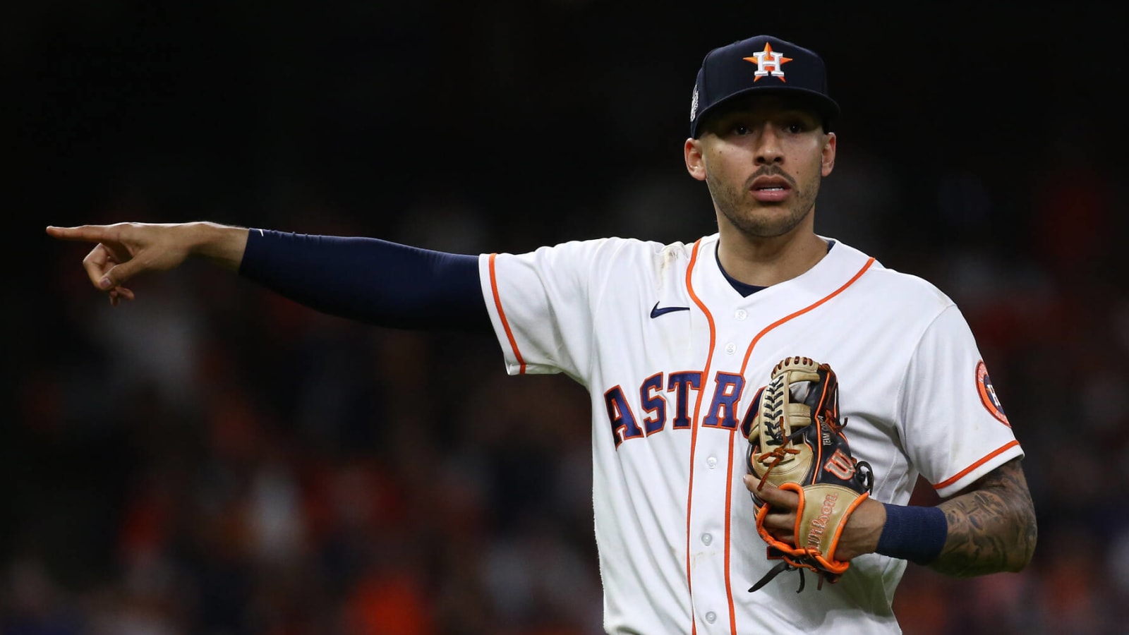 Houston All-Star Carlos Correa leaves game with thumb injury