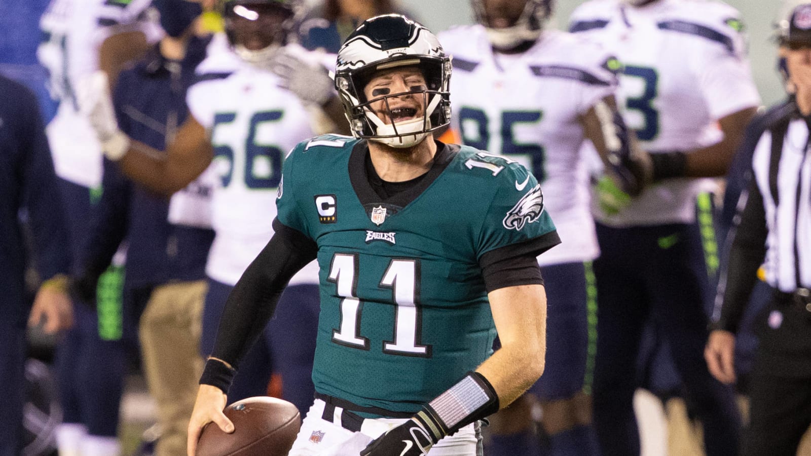 NFL execs weigh in on what's wrong with Carson Wentz