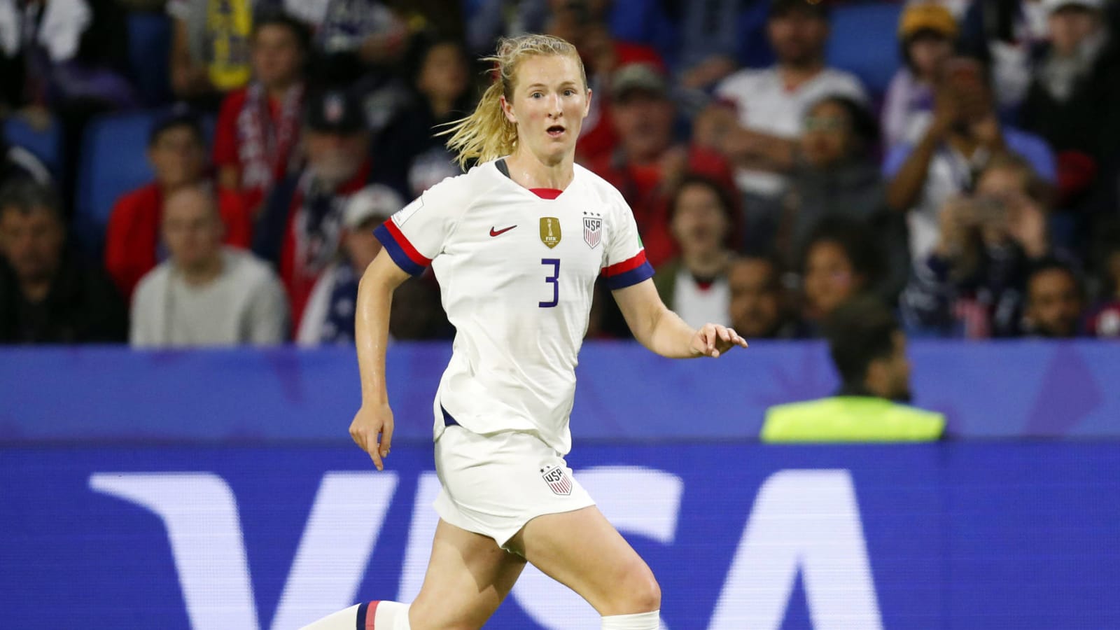 USWNT's Sam Mewis agrees to deal with Manchester City